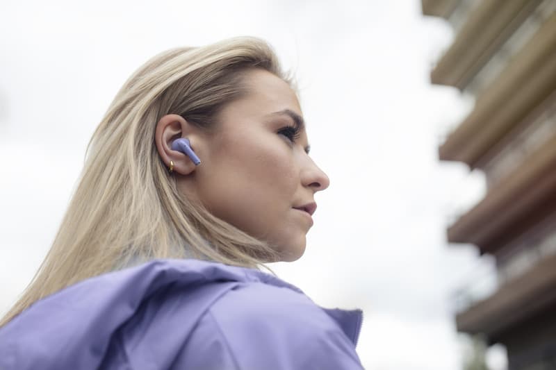 Boompods Echowave True Wireless earbuds - Mood1