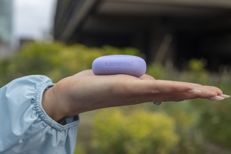 Boompods Echowave True Wireless earbuds - Mood2