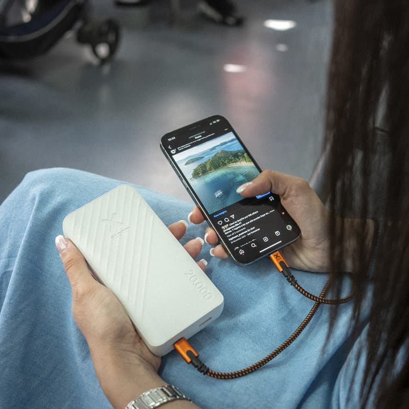 Xtorm Go2 20 W 20 000 mAh hurtigladbar powerbank - Mood1