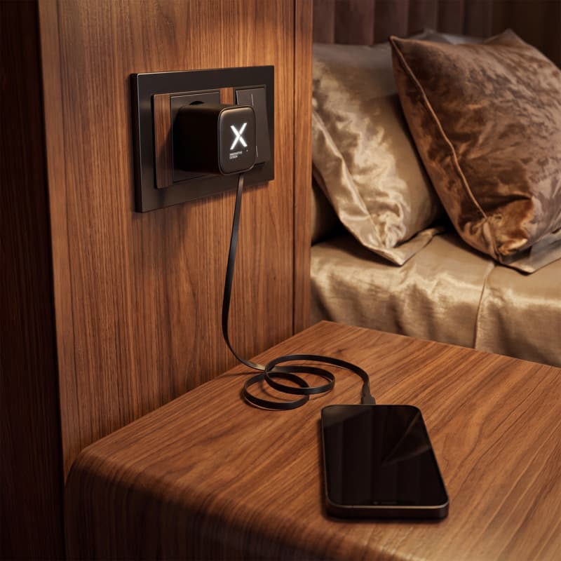 SCX.design T21 65W travel adapter - Mood1