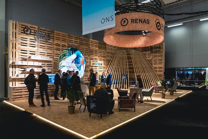 Modular stand with integrated meeting room and coffee lounge for Nor-Shipping 2023