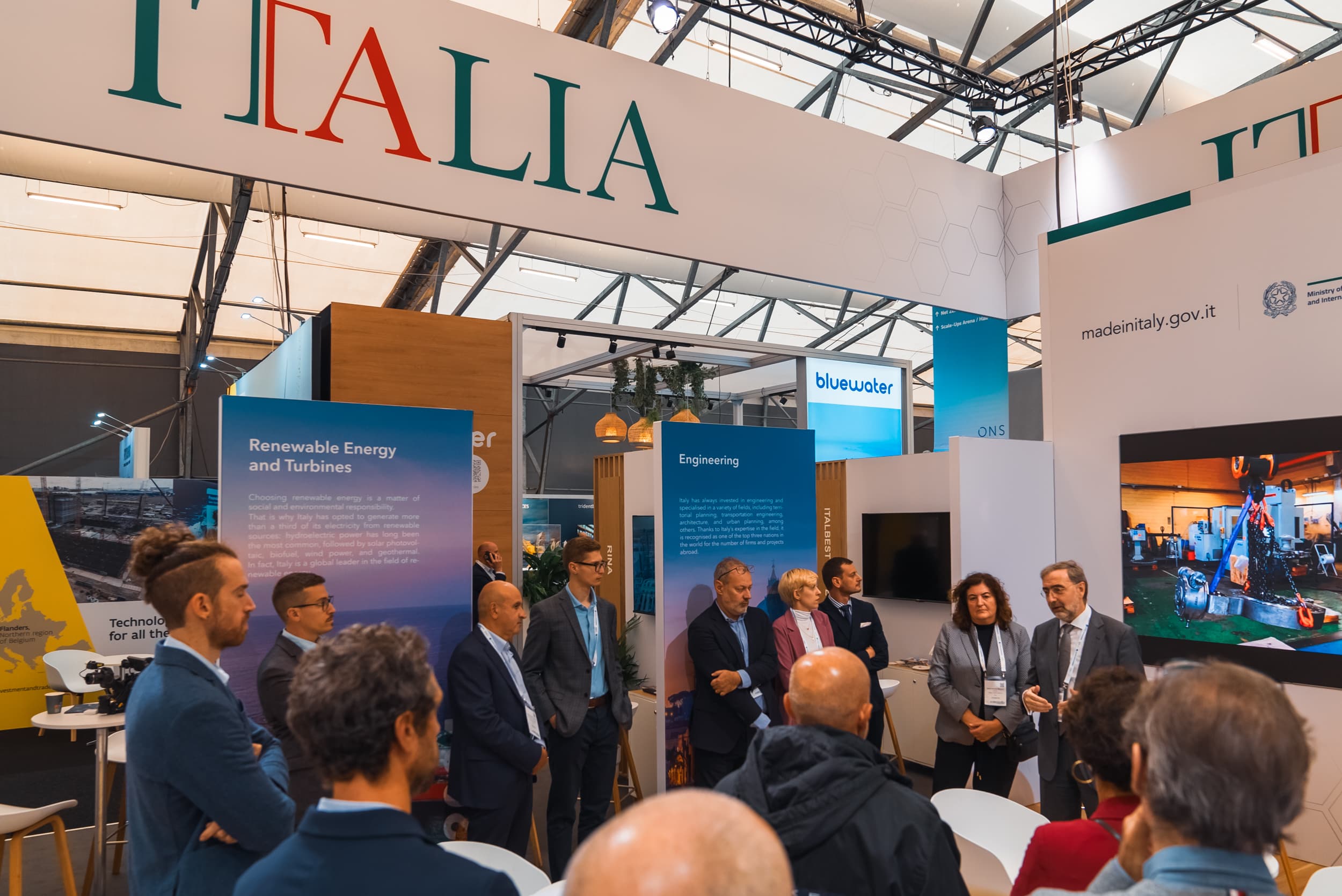 Italian Pavilion at ONS 2024 with shared area and exhibitor booths (4)